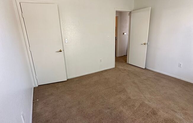 2 bedroom/2 baths condo
