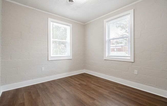 Vouchers Accepted!!! 2 Bedroom