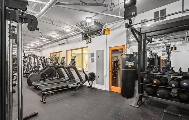 2 beds, 1 bath, 834 sqft, $3,100, Unit 529