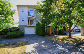 Recently Updated 1 Bed Condo in Ballard!