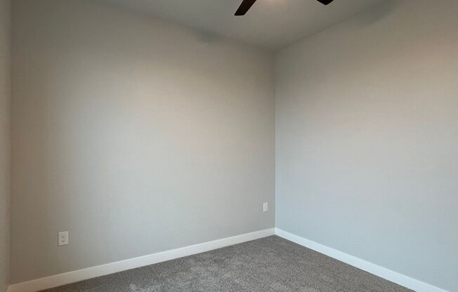 1 bed, 1 bath, 669 sqft, $1,465, Unit WR 305-219