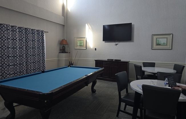 2 beds, 2 baths, 852 sqft, $2,380, Unit 502