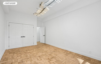 2 beds, 1 bath, 800 sqft, $5,350, Unit LOFTP