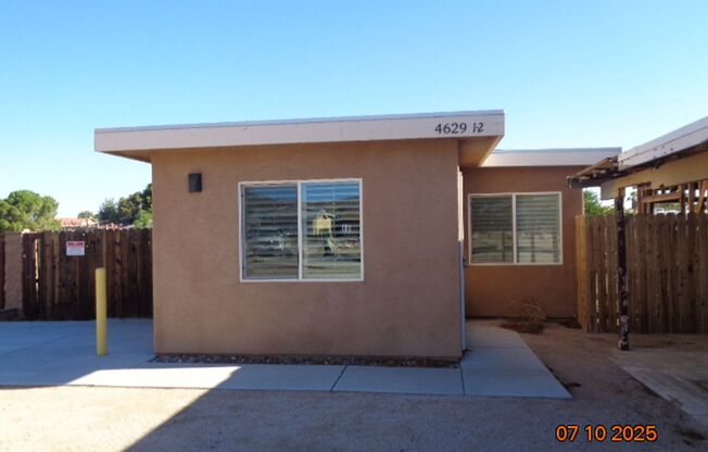 Charming Quartz Hill Guest House