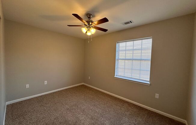 2 beds, 2 baths, 1,010 sqft, $1,298, Unit B3-201