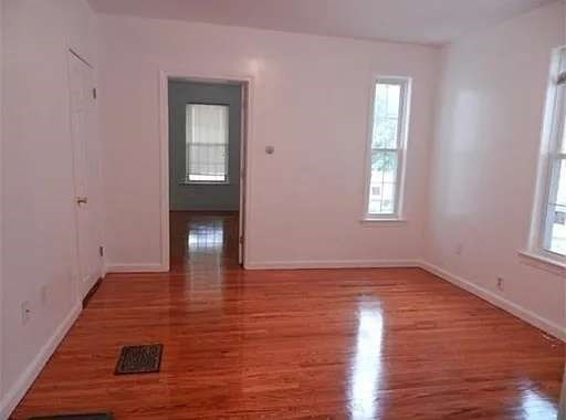 64 CLARK ST