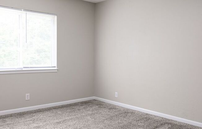 1 bed, 1 bath, 616 sqft, $895, Unit B-8