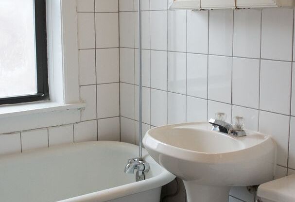 Studio, 1 bath, 376 sqft, $1,395, Unit 3304-3K