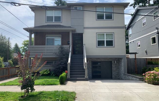 Montavilla Four Bedrooms, Four Bathrooms Home on Corner Lot, Ready To Lease!