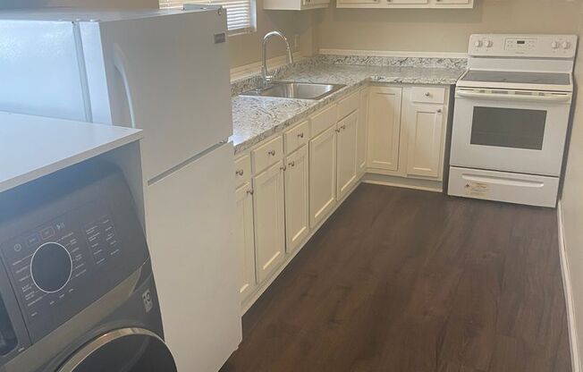 1 bed, 1 bath, $1,050