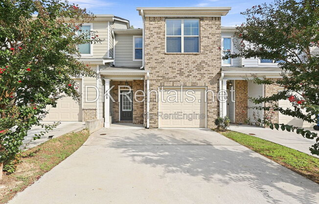 2 beds, 2.5 baths, 1,300 sqft, $1,850