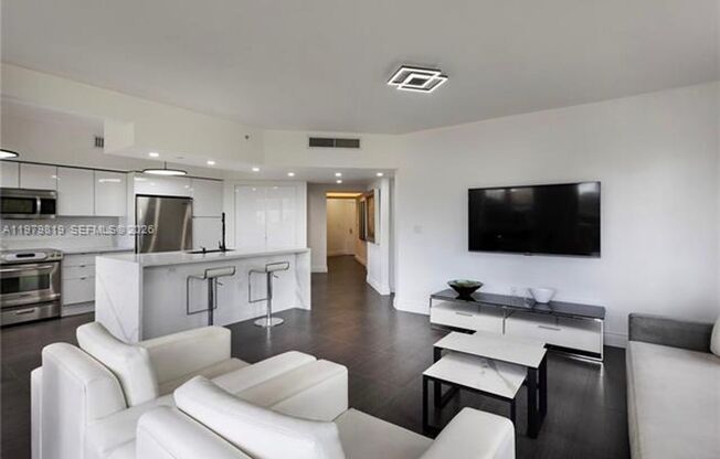 19900 E Country Club Dr # 311 (A11979819)