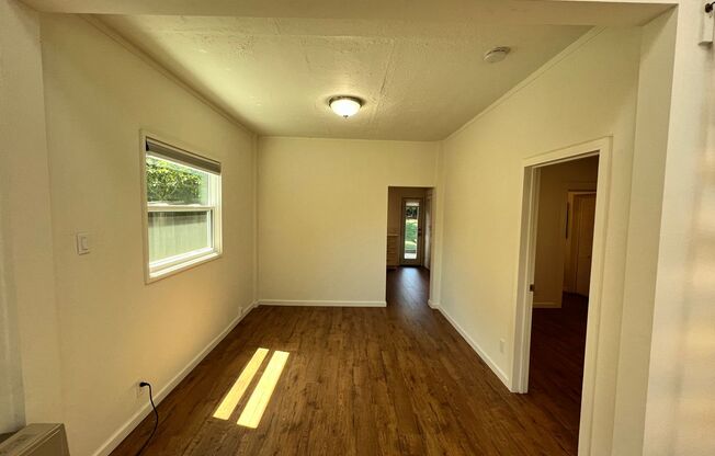 CHARMING ONE BEDROOM ONE BATH HOME LOCATED NEAR OLD TOWN CORTE MADERA