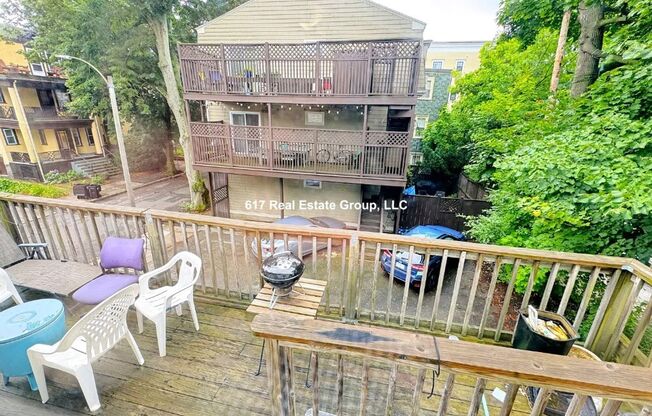 Unique Coolidge Corner apartment