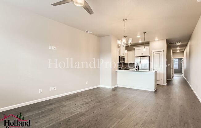 ** NEW PRICE ** Stylish 2- Bedroom Home in Hillsboro with Outdoor Oasis and Modern Finishes!