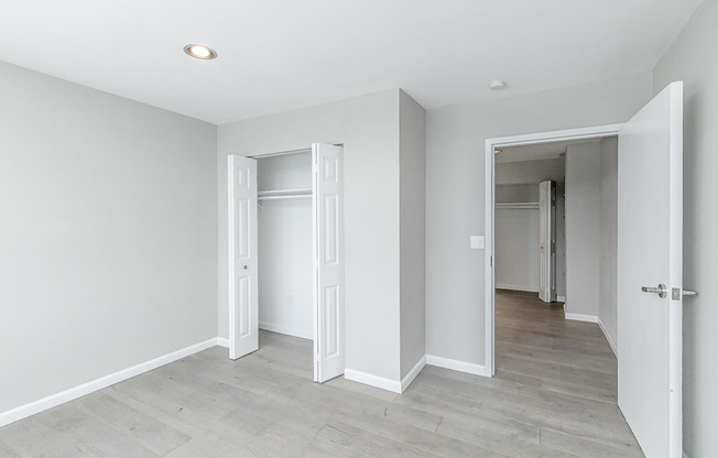 2 beds, 1 bath, 926 sqft, $2,741, Unit 1404
