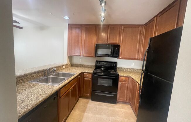 Upgraded Condo in the Hills of Escondido!