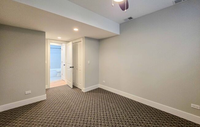 2 beds, 1 bath, 759 sqft, $2,225, Unit 4839-G