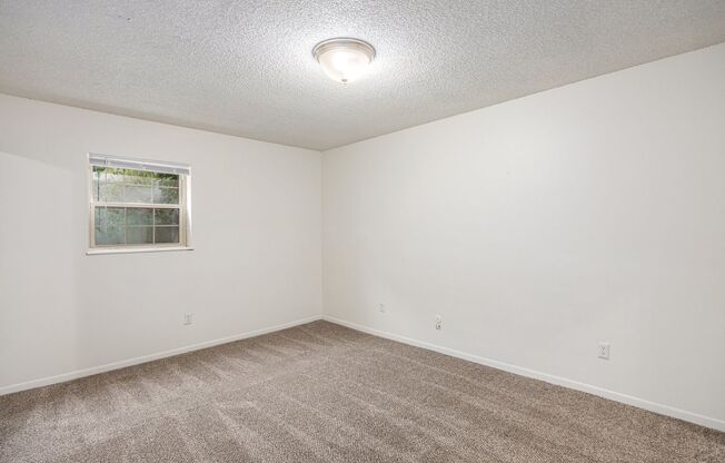 2 beds, 1.5 baths, 1,060 sqft, $1,255, Unit 6908 Unit #108