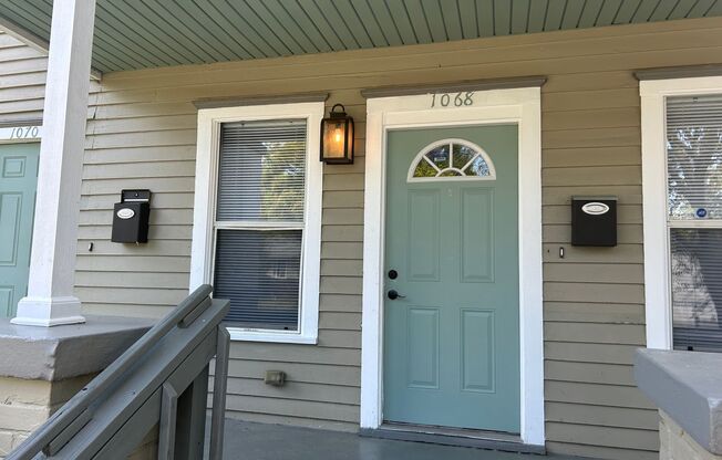 2/2 in Murray Hill!
