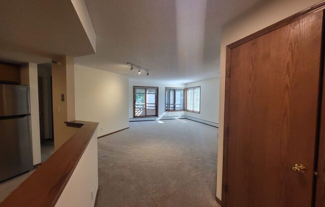 2 beds, 2 baths, 1,397 sqft, $1,899, Unit 501-208