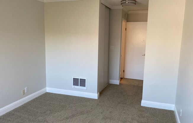 1 bed, 1 bath, $2,395, Unit 409