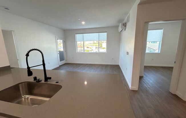 2 beds, 2 baths, 902 sqft, $3,070, Unit 2110-302