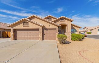 Absolutely Stunning Home in Peoria