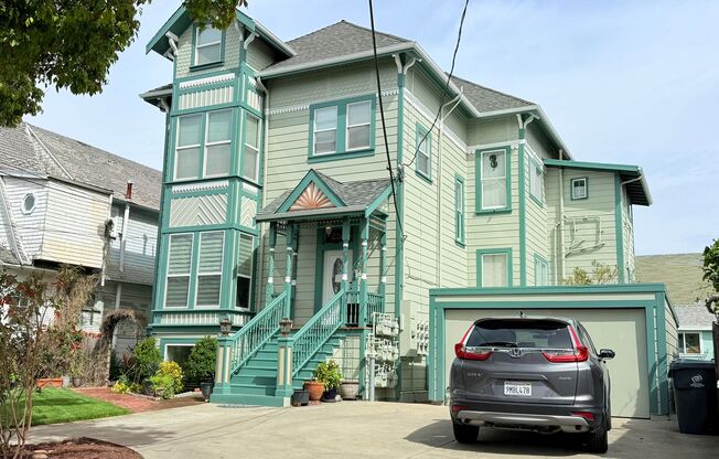 2267 Clinton Avenue A (LO)