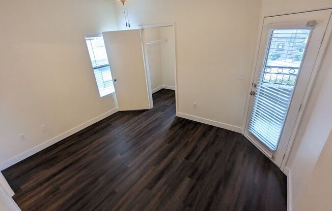 2 beds, 2 baths, $1,375, Unit # 1044