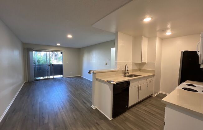 2 beds, 2 baths, 1,100 sqft, $2,198, Unit 320
