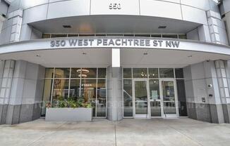 950 W Peachtree St