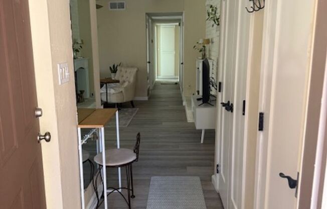 Bright & Airy 2-Bedroom Condo in Moraga, Furnished or Unfurnished