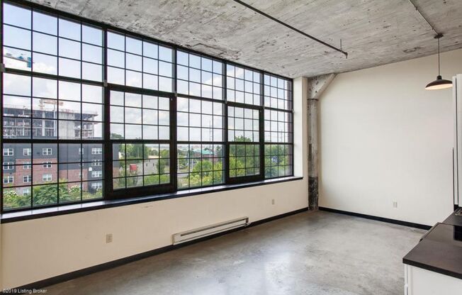 2 beds, 2 baths, 1,158 sqft, $1,550, Unit 211