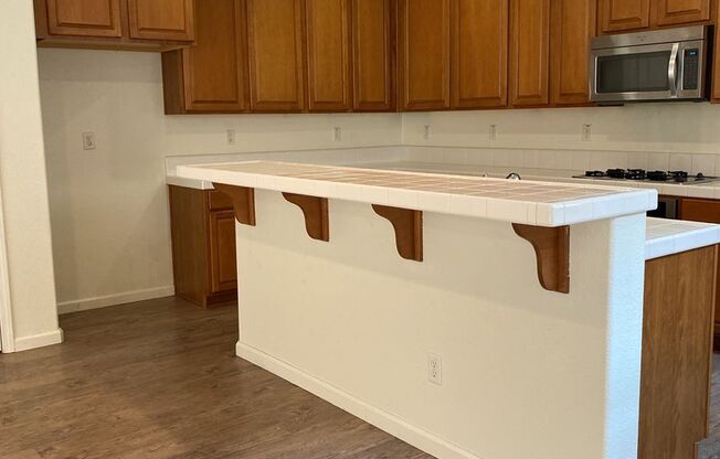 3 Bed, 2½ Bath Two Story Condo in Natomas' Hampton Village