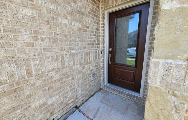 Charming 3-Bedroom Home with Open-Concept Living & Spacious Backyard