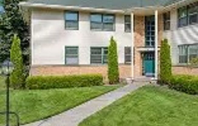 The Lee Apartments