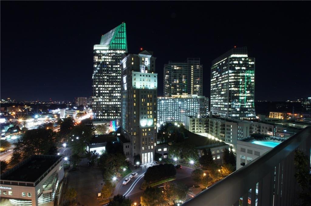 High-rise Luxury 1 Bedroom Buckhead Condo, Skyline Views of Atlanta!