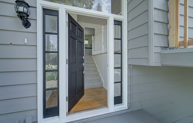 5Bd/2.25Ba Kirkland Home