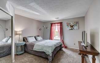 Bedroom with carpeting at Brookstone Village, Ohio, 45209