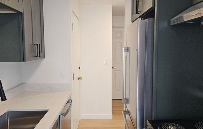 Charles XX Apartments