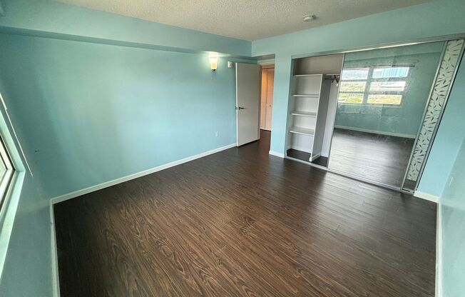 3 beds, 2 baths, $3,400, Unit # 1713