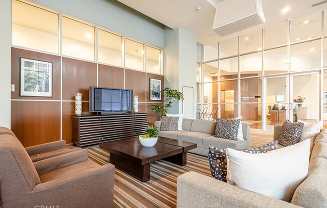 2 beds, 2 baths, 1,320 sqft, $3,850, Unit 1603