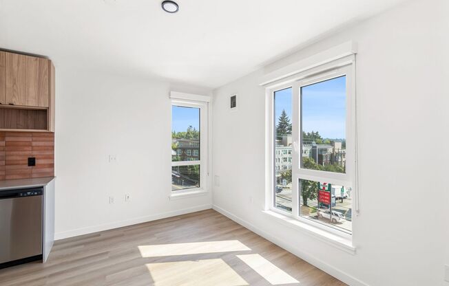 Studio, 1 bath, 306 sqft, $1,578, Unit 226