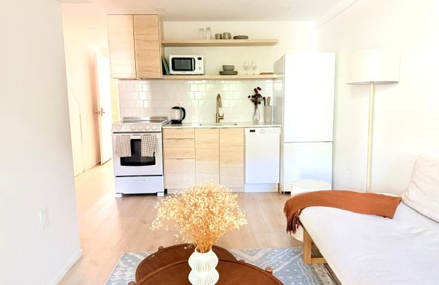 20 E 92 ST