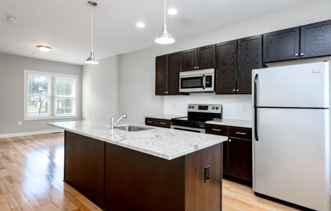 Grant Commons Kitchen and Living Room