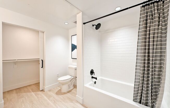 2 beds, 2 baths, 807 sqft, $3,755, Unit Unit 209