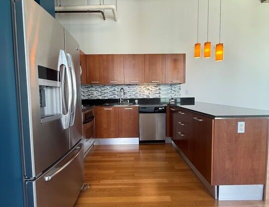 1 bed, 1 bath, 820 sqft, $2,950, Unit 731