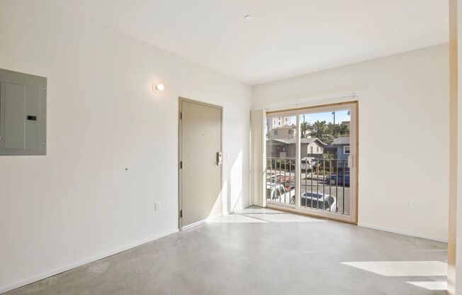 Studio, 1 bath, 401 sqft, $2,195, Unit 402