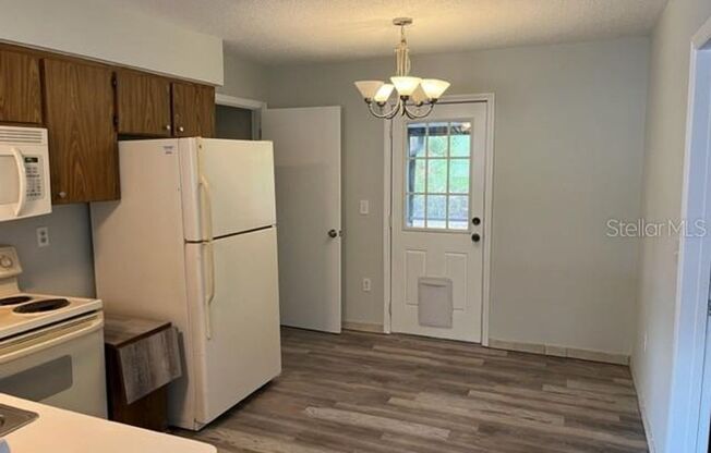 3 beds, 1 bath, $1,500